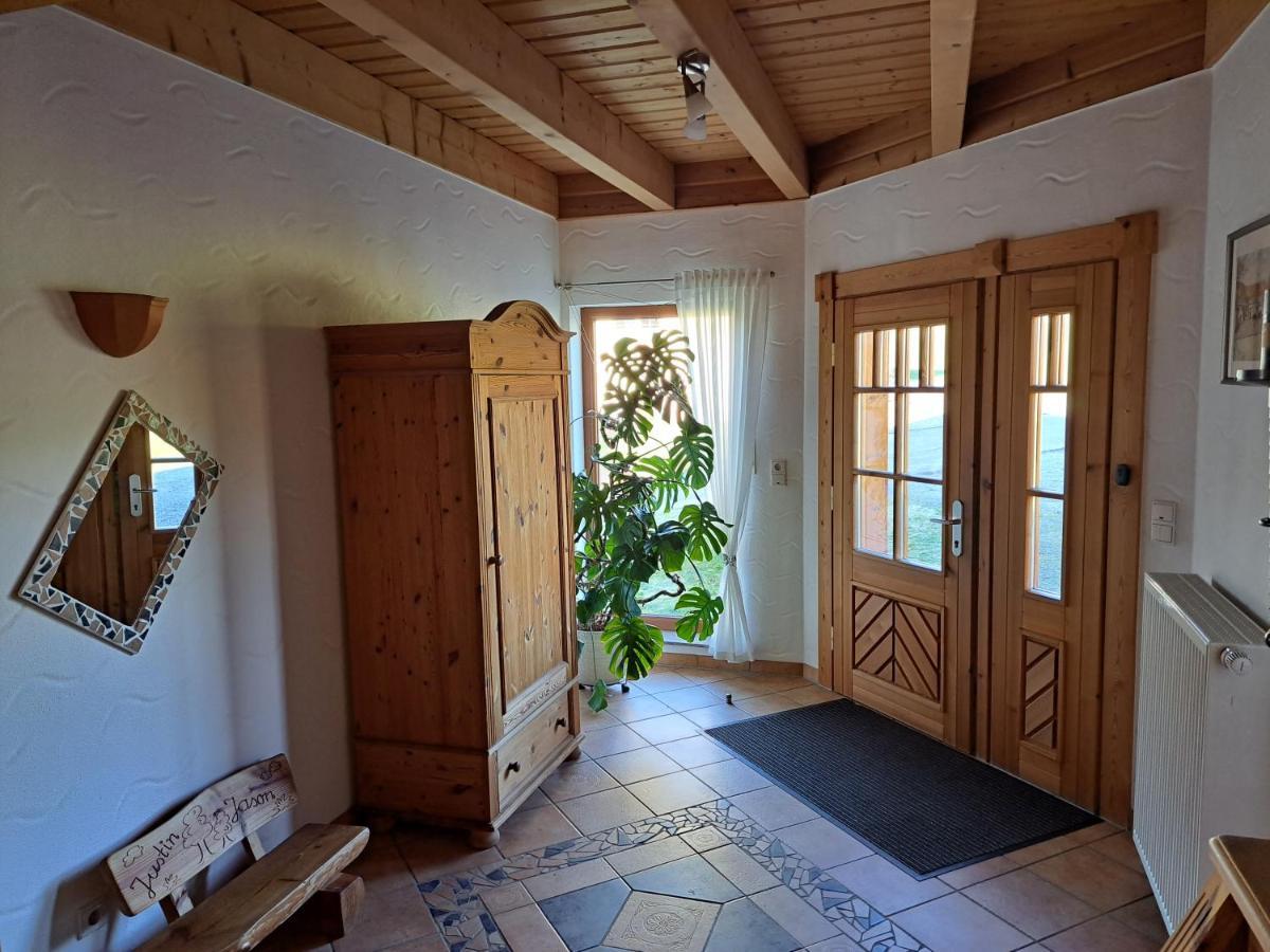 Steewer Landhaus Gemuetliche Ferienwohnung Bis 6 Pers In Ruhiger Ortsrandlage Stebach Exterior photo